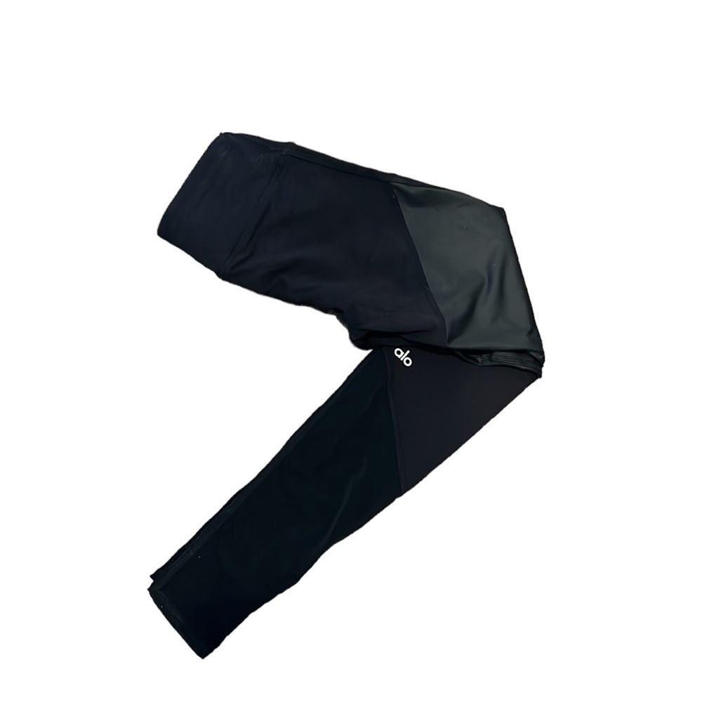 High-Waist Sheila Legging by Alo Yoga. Size XXS - Picture 7 of 8